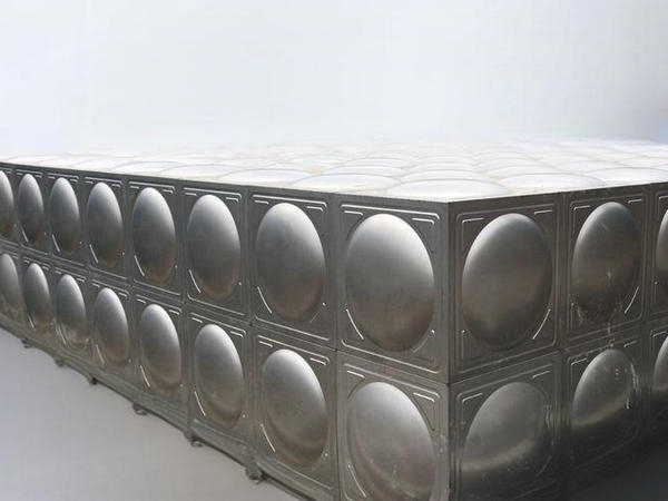 304和316晉城不銹鋼水箱的價格差異是多少？