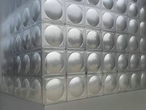 晉城201不銹鋼板用作消防水箱頂板會帶來哪些結(jié)構(gòu)漏水類危害？